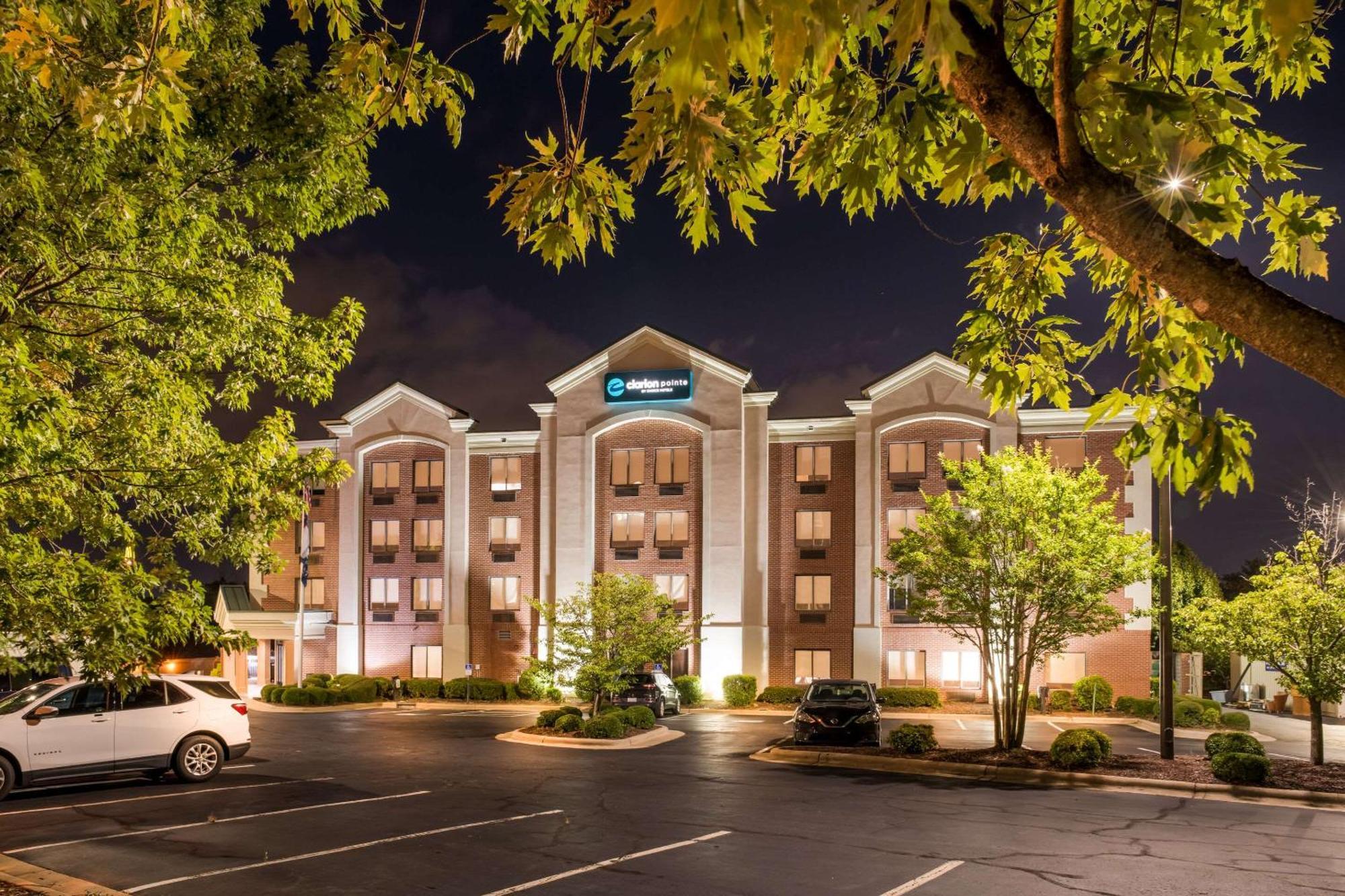 Hotel Clarion Pointe Airport Greensboro