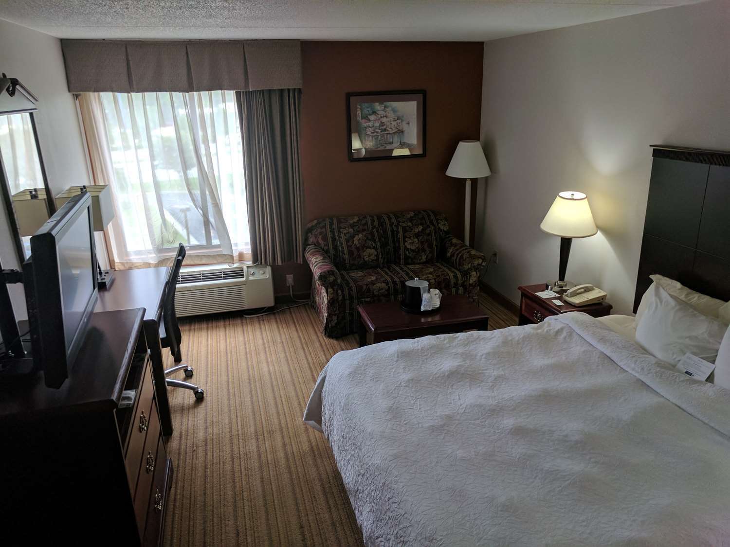 Hotel Clarion Pointe Airport 2*