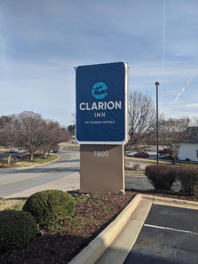Hotel Clarion Pointe Airport 2*